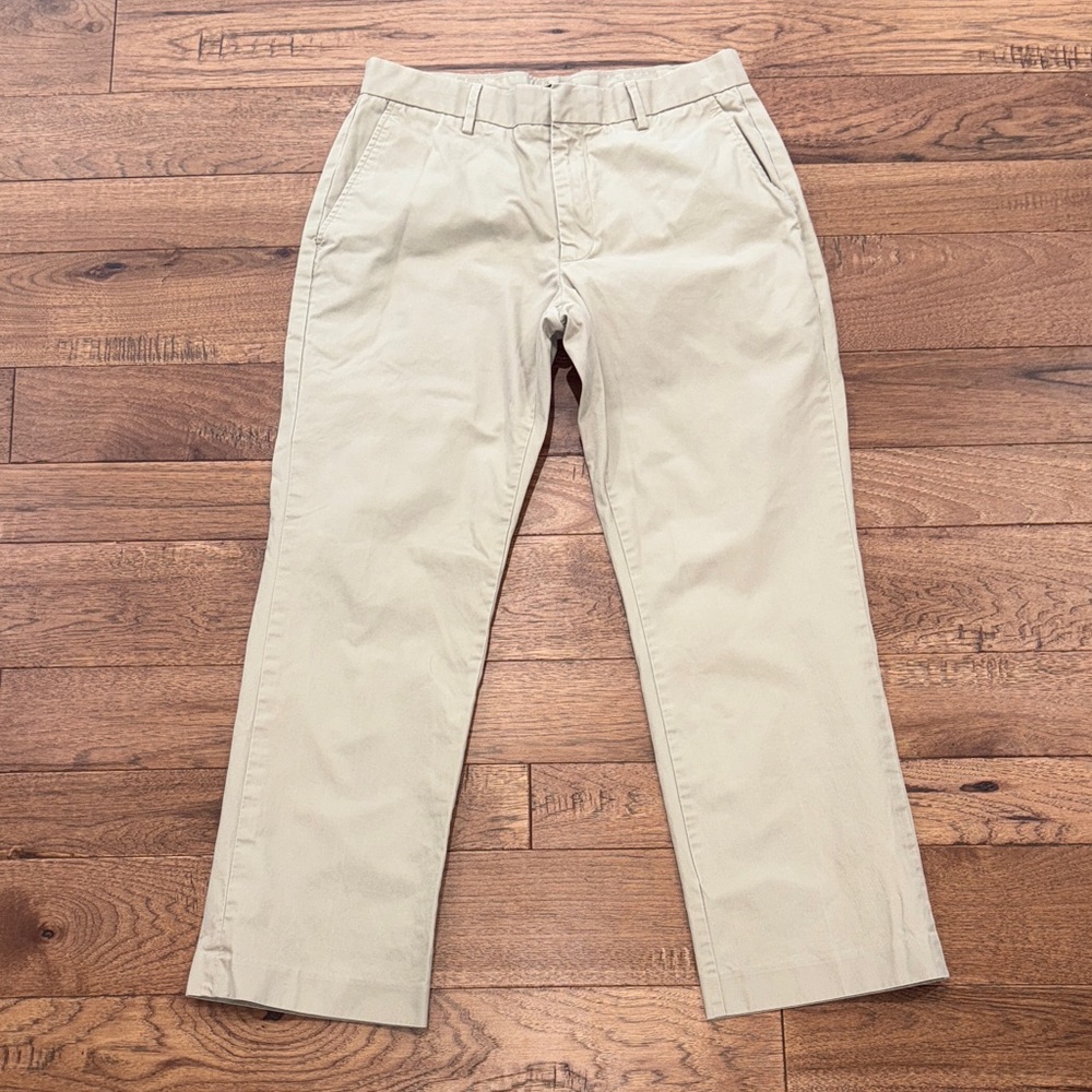 Men’s Gap Khaki Straight Fit Pants - Size 32X30